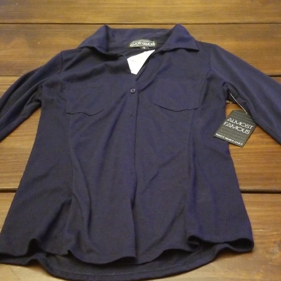 Top - Picture 2 of 2